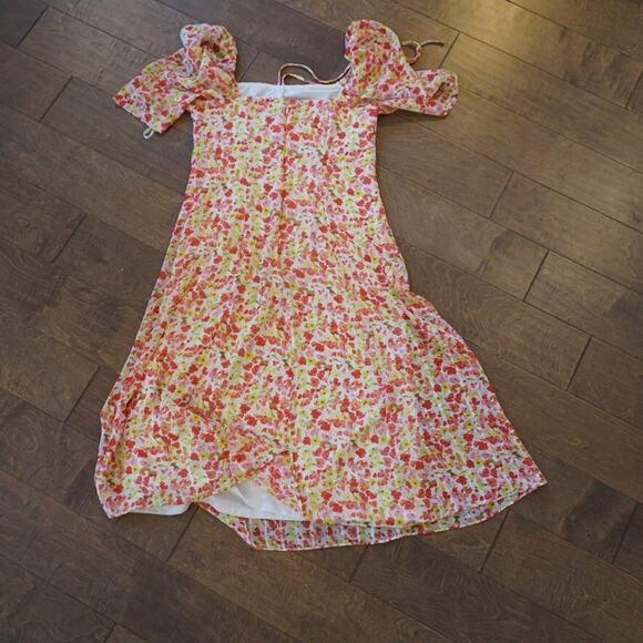 BCBGeneration Fit & Flare Dress Womens 6 Orange Ditsy Floral Puff Short Sleeve - Picture 9 of 12